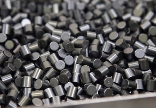 Фотография к новости: Важная тема LIVE: Где и как Казахстан планирует производить ядерное топливо для АЭС