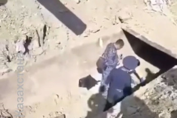 Фотография к новости: Три человеческих скелета нашли рабочие в Балхаше