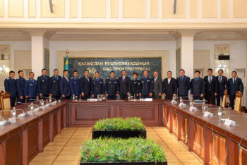 Фотография к новости: Генеральный прокурор Казахстана заключил меморандум с Головкиным