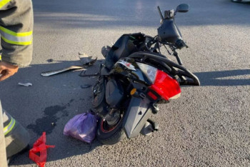 Фотография к новости: Скутер врезался в спешившую на вызов пожарную машину в Уральске