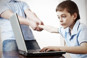 Фотография к новости: Изменить алгоритм работы Интернет-платформ потребовала депутат