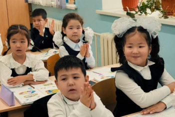 Фотография к новости: Школьники сняли трогательное видео об учителях в Астане