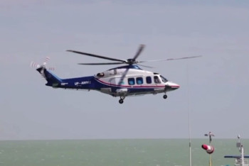 Фотография к новости: Более 800 казахстанцев вылетели голосовать на вертолёте