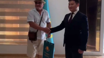 Фотография к новости: Казахстанцы в Анталье приняли активное участие в референдуме