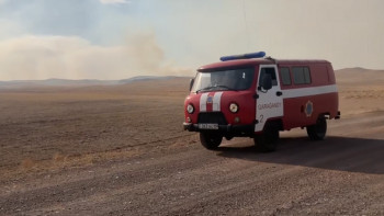Фотография к новости: Пожар в Карагандинской области: Прекратить сбор помощи для спасателей призвал аким