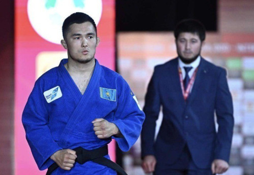 Фотография к новости: Grand Slam по дзюдо в ОАЭ: казахстанец пробился в полуфинал