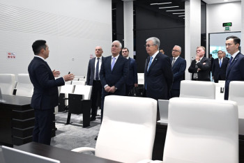 Фотография к новости: Президенты Казахстана и Армении посетили МФЦА