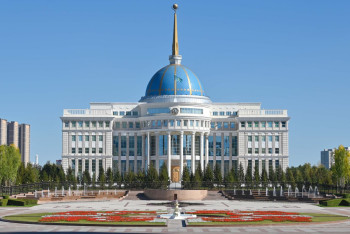 Фотография к новости: Президент дал поручения Олжасу Бектенову