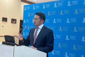 Фотография к новости: У меня выработан иммунитет - глава Минцифры о мошенниках