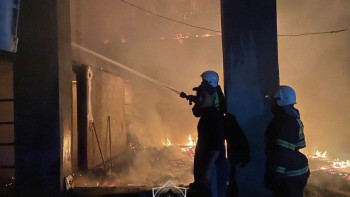 Фотография к новости: Крупный пожар тушат в Алматы