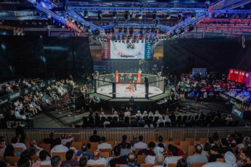 Фотография к новости: Боец Кайрат Ахметов уступил чемпиону Bellator