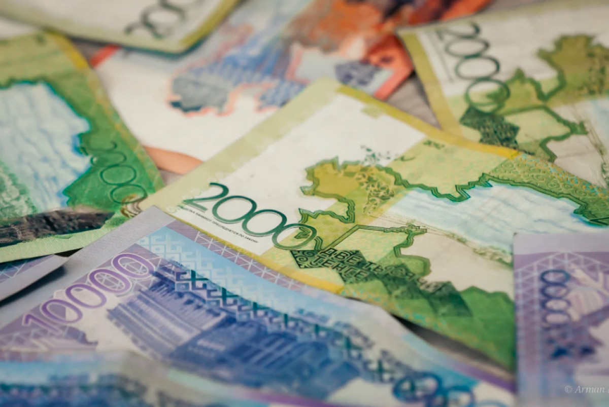  Арман Мухатов