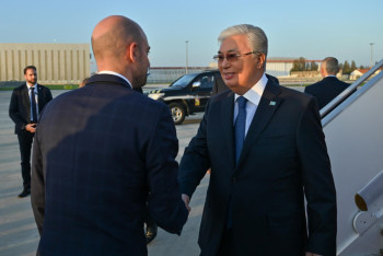 Фотография к новости: Касым-Жомарт Токаев прибыл во Францию