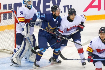 Фотография к новости: Казахстан опозорился на старте чемпионата Азии по хоккею