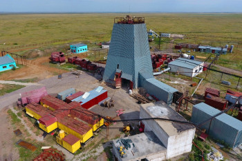 Фотография к новости: Qarmet работает над повышением безопасности труда - аким Карагандинской области