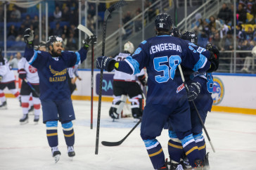 Фотография к новости: Казахстан разгромил Японию и выиграл чемпионат Азии по хоккею