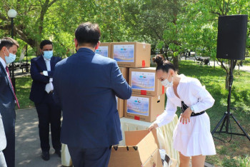 Фотография к новости: Скандал в фонде Biz Birgemiz прокомментировали в партии AMANAT