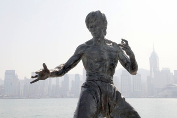 Фотография к новости: Причину загадочной смерти Брюса Ли раскрыли спустя 51 год