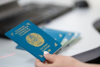 Фотография к новости: Более 16 тыс этнических казахов получили статус кандаса в этом году