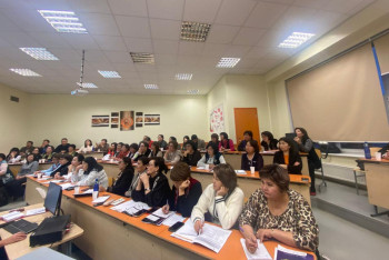 Фотография к новости: Директоров 50 атырауских школ отправили на стажировку в Европу