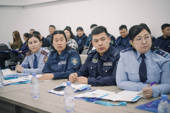 Фотография к новости: Безопасное общество: конференция по проблеме бытового насилия прошла в области Абай