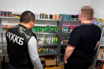 Фотография к новости: До пяти лет тюрьмы грозит жителю СКО за торговлю вейпами