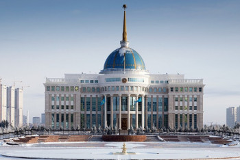 Фотография к новости: Токаев принял председателя правления "Инициативы прозрачности добывающих отраслей"