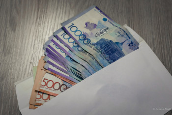 Фотография к новости: Дело о взятке на 110 млн тенге: в Шымкенте завершили расследование в отношении судьи