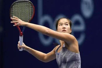 Фотография к новости: Тайская теннисистка не позволила Жибек Куламбаевой выйти в финал турнира в Индии