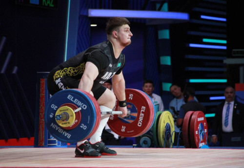 Фотография к новости: Артём Антропов стал чемпионом мира по тяжелой атлетике