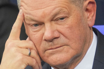 Фотография к новости: Бундестаг выразил недоверие канцлеру Германии Олафу Шольцу