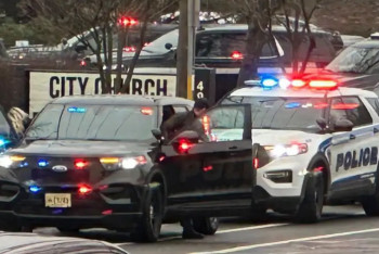 Фотография к новости: Девочка открыла стрельбу в США: есть погибшие