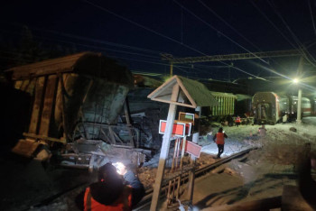 Фотография к новости: Пассажиры пострадали при столкновении поездов в России