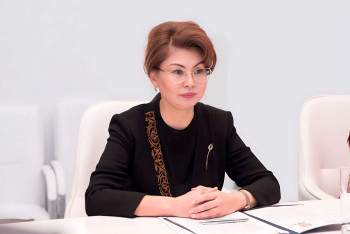 Фотография к новости: Реализация идеологической политики требует комплексного подхода - Аида Балаева