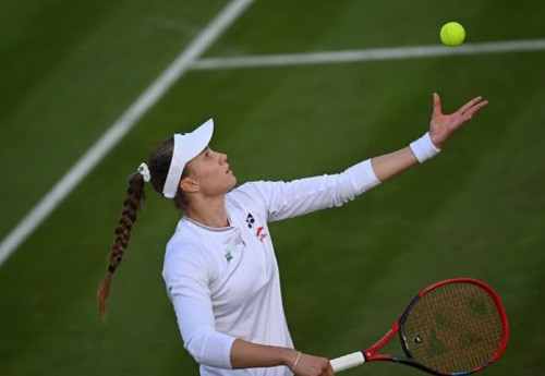 Фотография к новости: Рыбакина проиграла вундеркинду из России