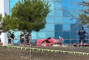 Фотография к новости: Вертолёт врезался в здание больницы в Турции