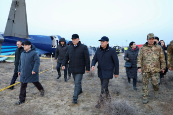 Фотография к новости: Правительственная комиссия начала работу на месте крушения самолёта в Актау