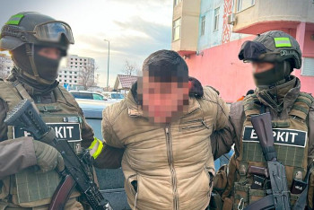 Фотография к новости: Наркодельцов с метадоном и опием задержали в Мангистауской области