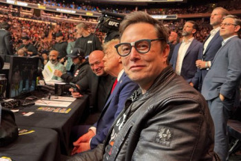 Фотография к новости: Илон Маск вдруг сменил имя