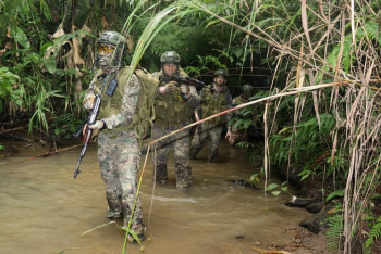 Фотография к новости: Вернулись из джунглей: казахстанские военнослужащие ДШВ прошли обучение в Индии