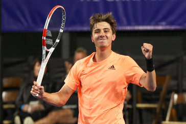 Фотография к новости: Камбэк принес Казахстану победу над чемпионом престижного турнира в Австралии