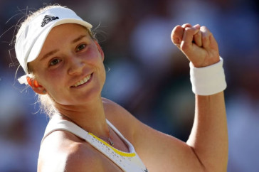 Фотография к новости: С очередной победы начала новый год Елена Рыбакина