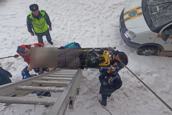 Фотография к новости: Павлодарка выпала из окна квартиры на пятом этаже