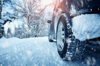 Фотография к новости: Десять автомашин застряли в снежных заносах в ВКО