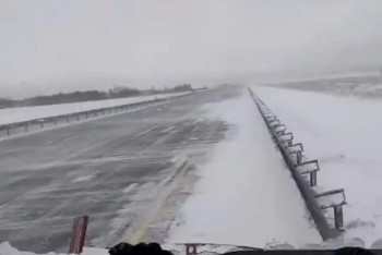 Фотография к новости: Движение открыли по ранее закрытым дорогам в Казахстане