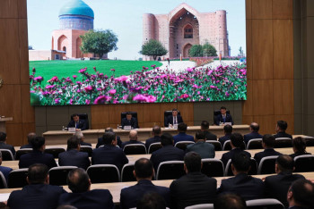 Фотография к новости: Активу Туркестанской области представлен новый аким