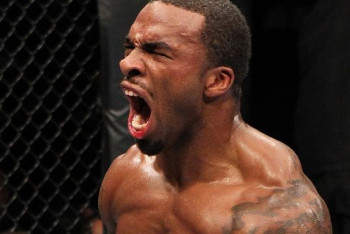 Фотография к новости: Экс-соперника Шавката Рахмонова нокаутировали в со-главном бою турнира UFC