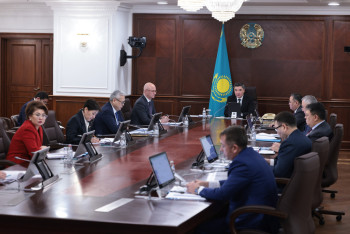 Фотография к новости: Принять меры по цифровизации торговли в Казахстане поручил Бектенов