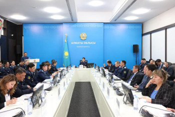 Фотография к новости: Дорожную карту по оздоровлению криминогенной обстановки приняли в Алматинской области