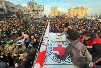 Фотография к новости: ХАМАС освободил трёх заложниц из Израиля